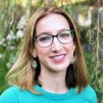 Head and shoulders shot of Lisa