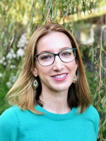 Head and shoulders shot of Lisa